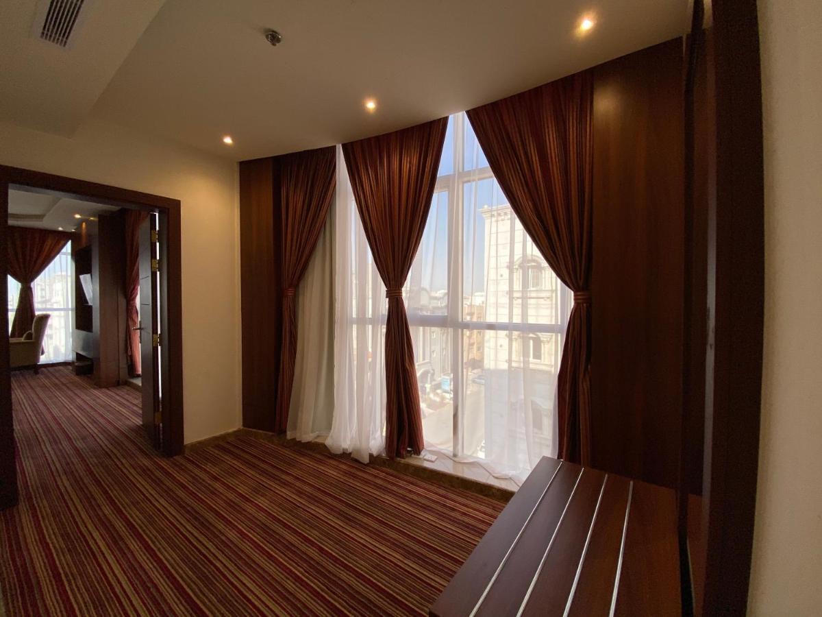 La Defence Blue Hotel Jeddah Bagian luar foto