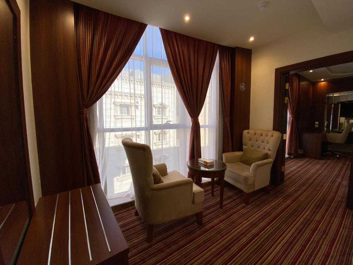 La Defence Blue Hotel Jeddah Bagian luar foto